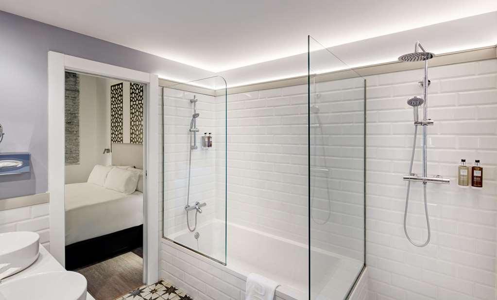 Sercotel Granada Suites Room photo